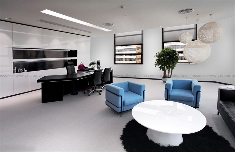 智能辦公室設(shè)計(jì)中，如何考慮未來的工作模式？