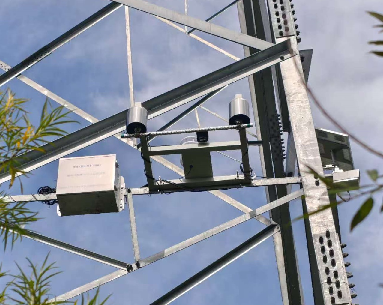 輸電線路導(dǎo)線模擬覆冰在線監(jiān)測裝置